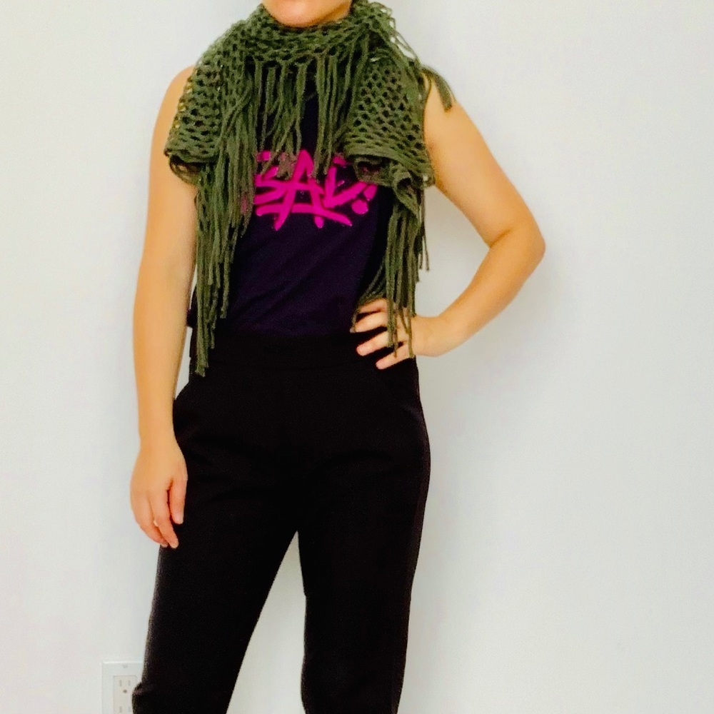 Flowy Scarf/Wrap - Picture 6 of 8